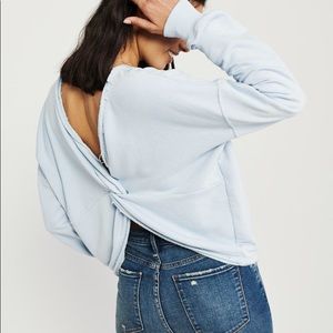 Abercrombie sweatshirt open back XL